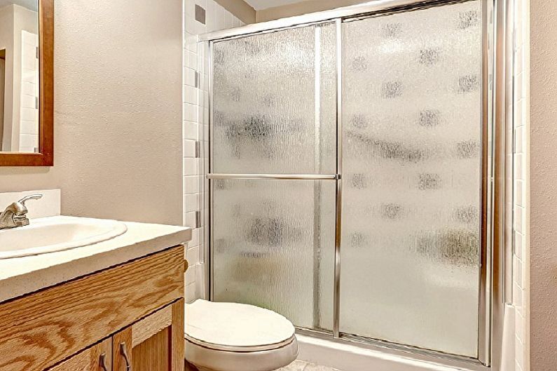 Stikla žalūzijas vannas istabai - lietas, kas jāņem vērā, izvēloties
