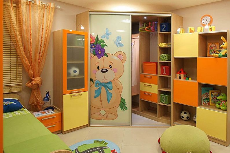 Ideer til at fylde en klædeskab til forskellige værelser - Børneværelse