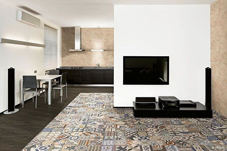 Tile patchwork sa interior ng sala