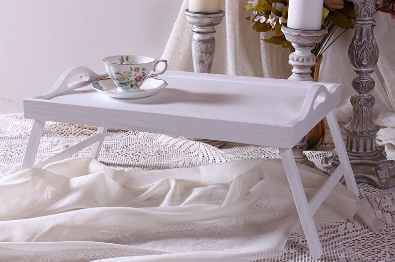Table de petit déjeuner au lit (90 photos): types et modèles