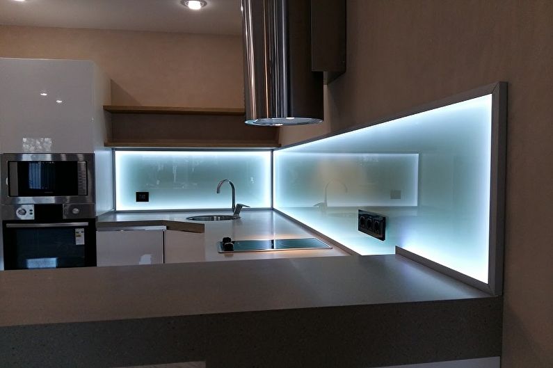 Dizajn kuhinje 13 m² - Rasvjeta