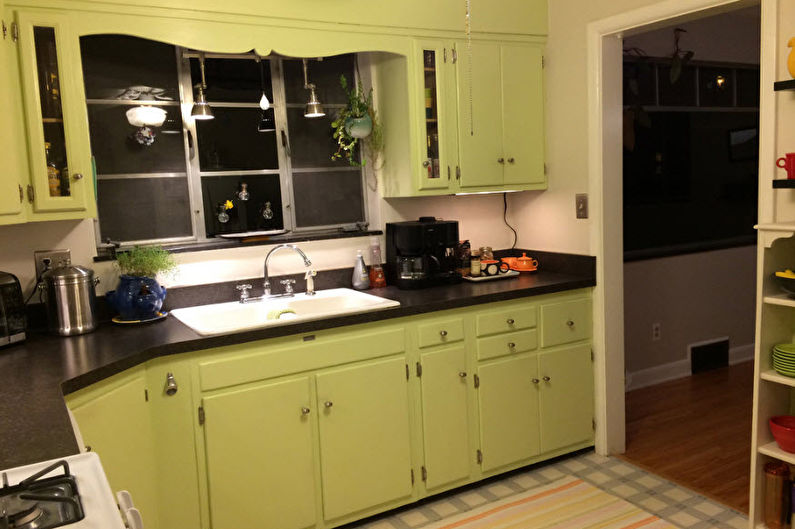 Colore pistacchio all'interno della cucina - Foto di design