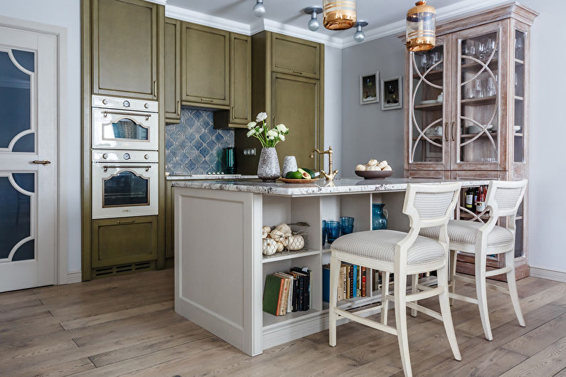 Interior design kitchen in the neoclassical style - photo
