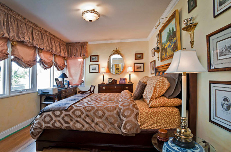 Indvendigt design soveværelse i nyklassicistisk stil - foto