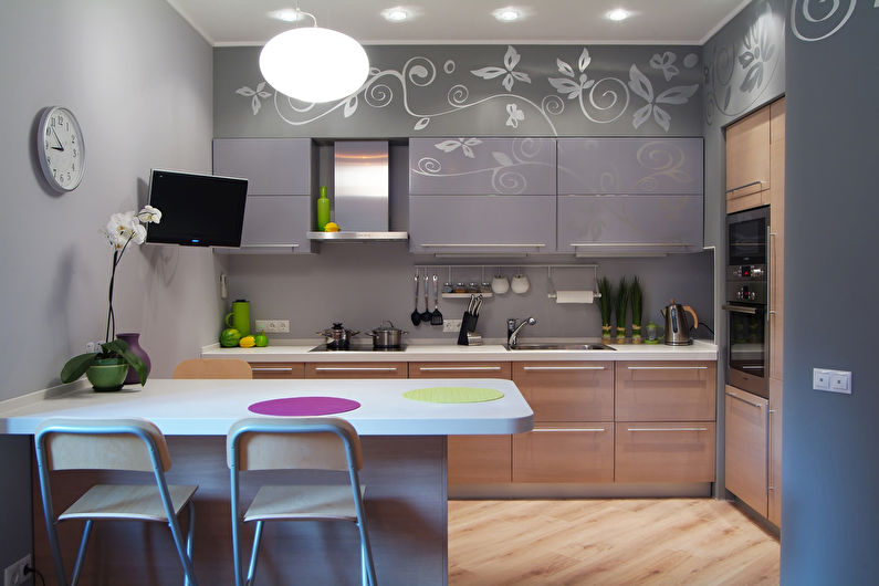 Сива кухиња 10 м² - Дизајн ентеријера