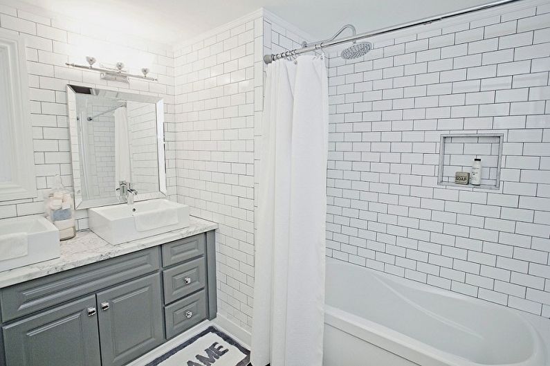 Lille badeværelse i stilstil - Interiørdesign