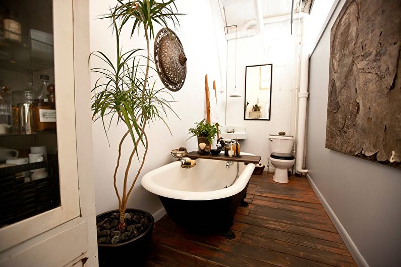 Dizajn interijera kupaonice u stilu potkrovlja - fotografija
