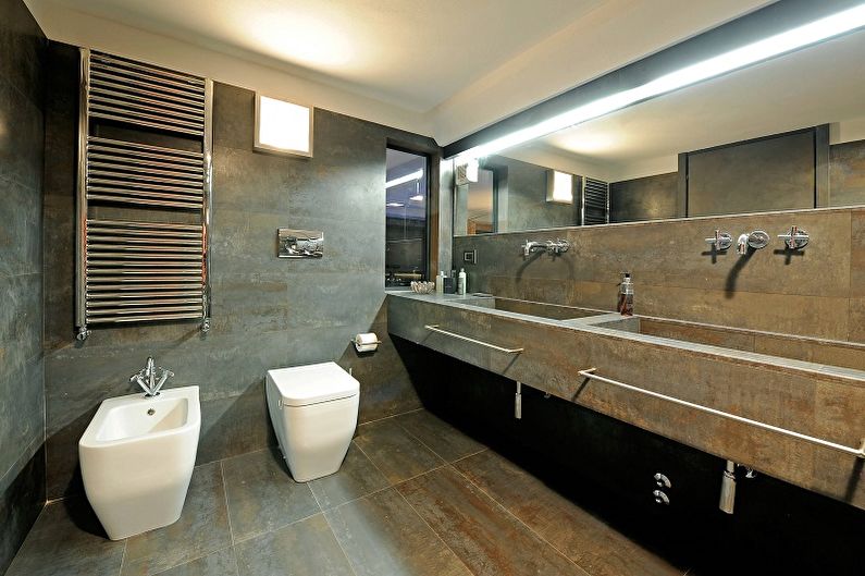 Интериорен дизайн на баня в стил таванско помещение - снимка