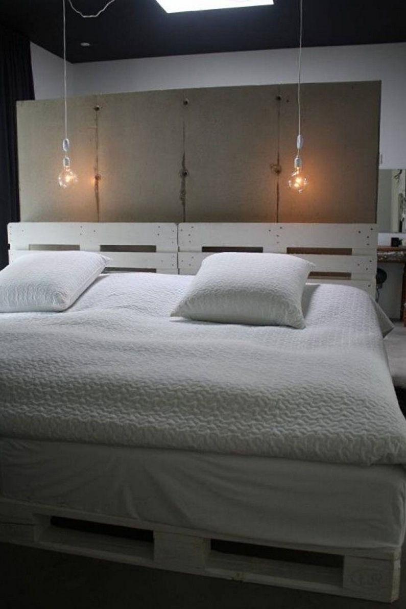 Мебели за палети - легло