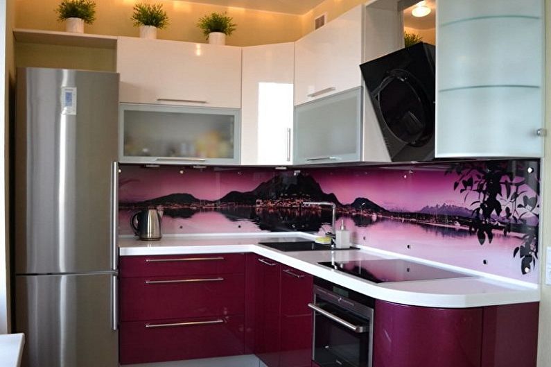 Virtuvės dizainas Chruščiovoje - apšvietimas ir dekoras