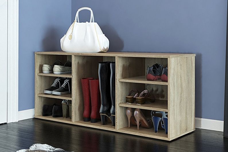 Open and closed shoe racks in the hallway - Pros and Cons