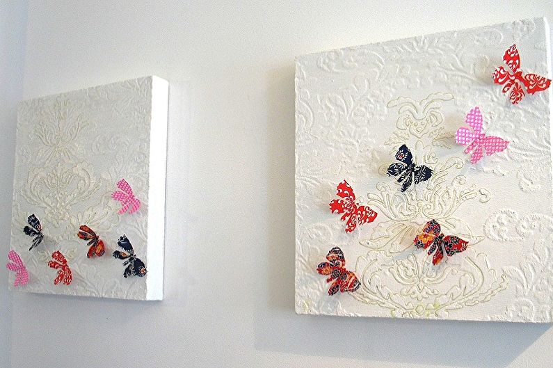 Perhoset seinällä - valokuvakoriste