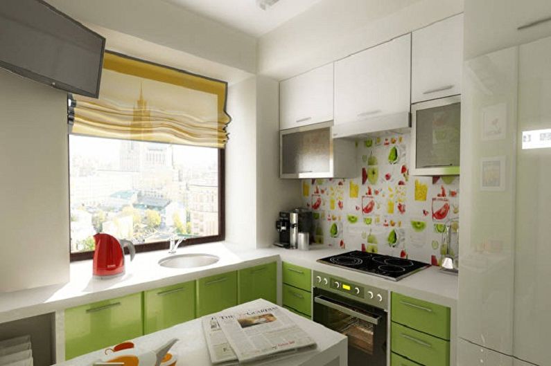 Fonctionnalité d'une petite cuisine d'angle - Appui de fenêtre dans le cadre d'un ensemble de cuisine