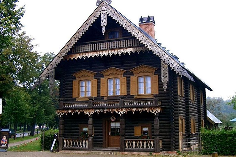 Projek moden rumah kayu balak - Rumah yang diperbuat daripada kayu balak dengan ukiran hiasan