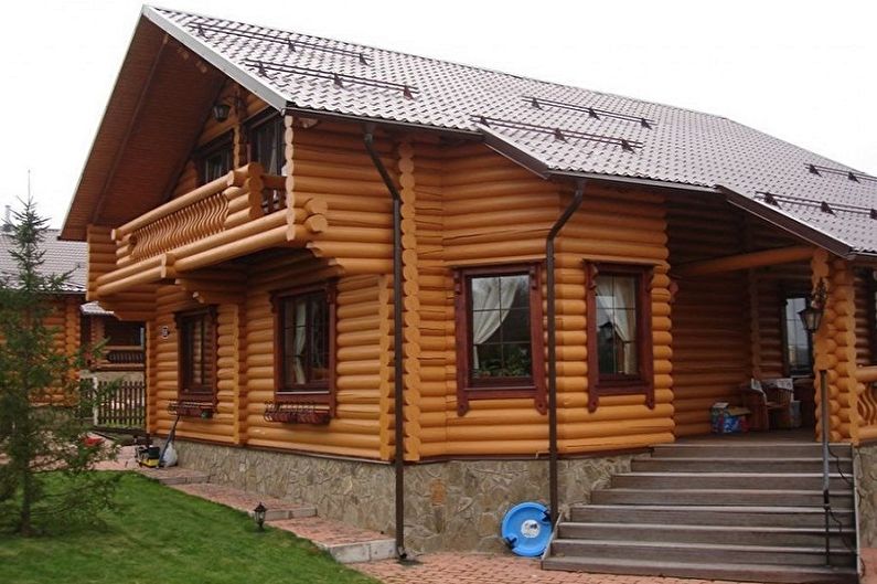 Hus laget av tømmerstokker - foto og prosjekter
