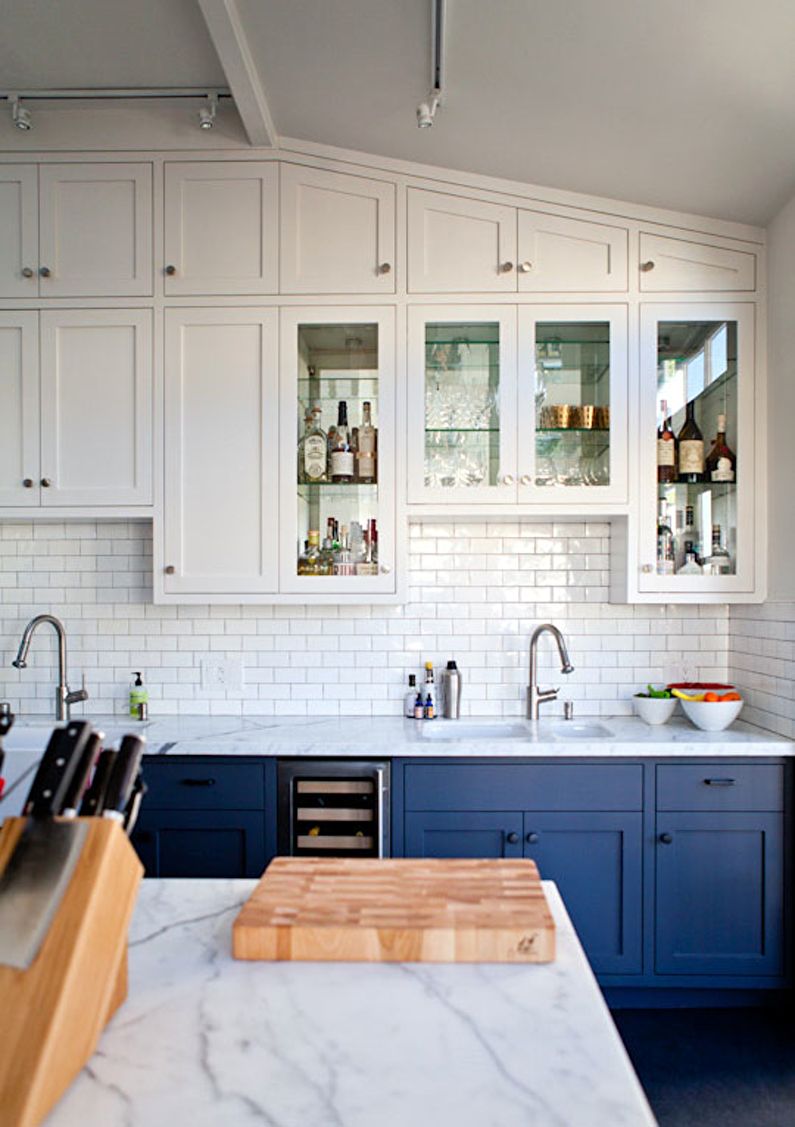 Zila skandināvu stila virtuve - interjera dizains
