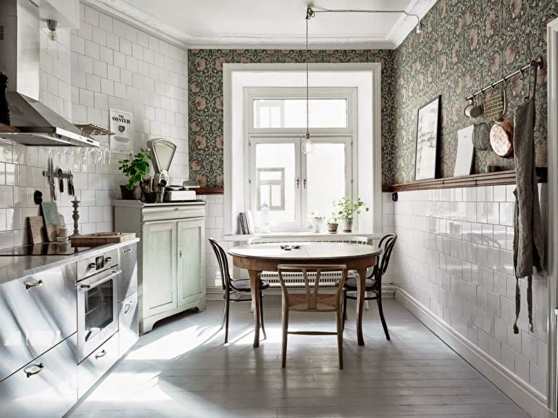 Dark floral wallpaper for the kitchen - photo design