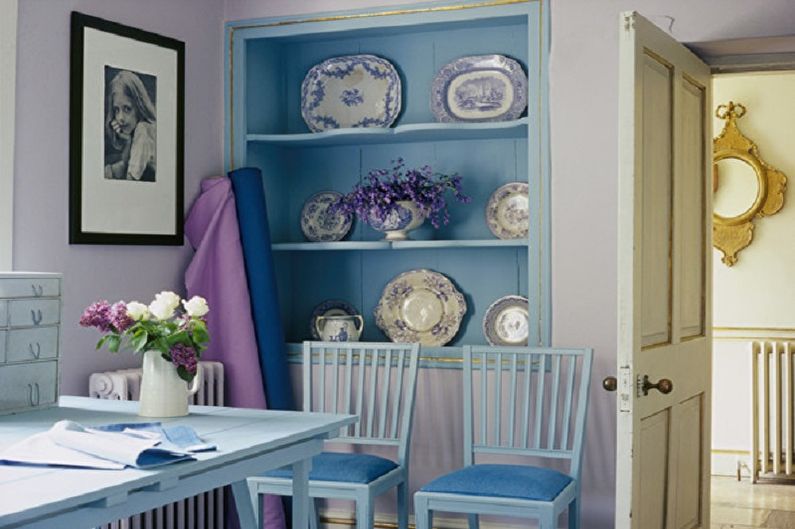 Ceriņu krāsa virtuves interjerā - dizaina foto