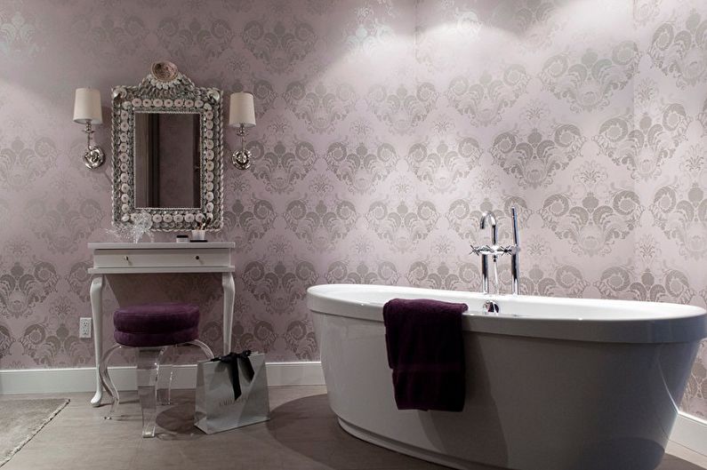 Warna ungu di bahagian dalam bilik mandi - Foto reka bentuk