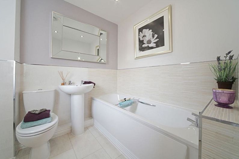 Люляк цвят в интериора на банята - Дизайн снимка