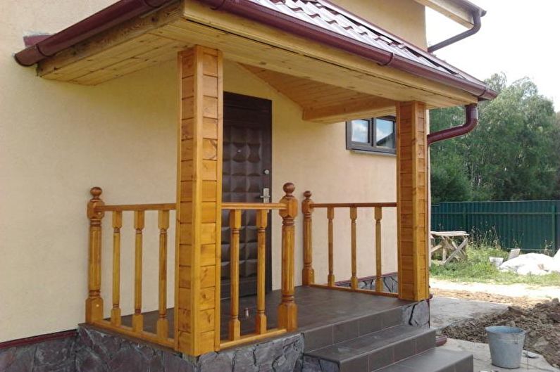 Dekorasyon ng porch na may isang canopy para sa isang pribadong bahay - larawan