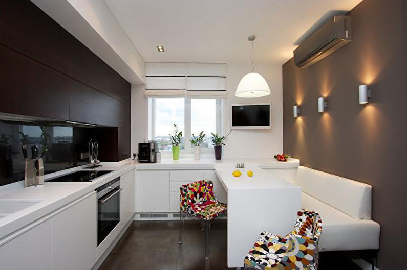 Il design degli interni della cucina è di 14 mq - Foto