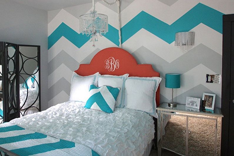 ورق الحائط في غرفة النوم - كيفية تطبيق ورق الحائط مع الأنماط