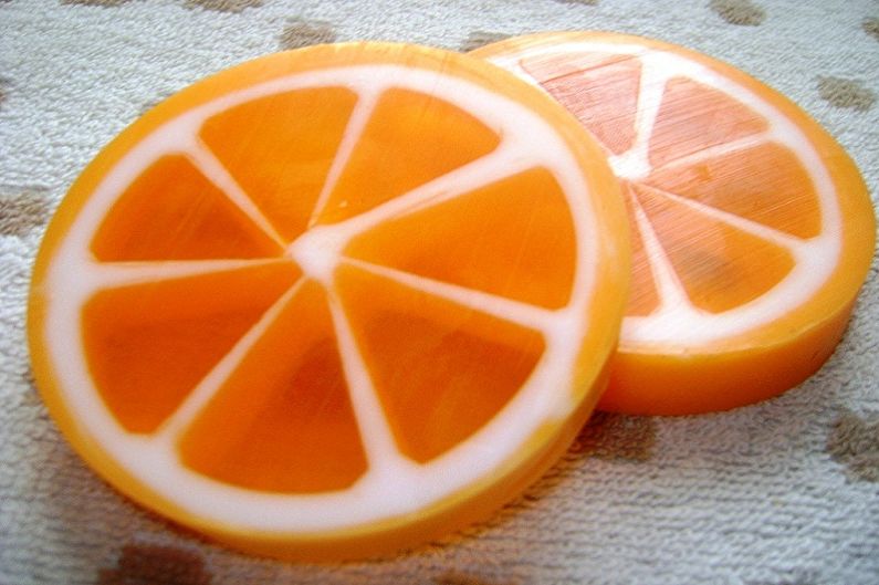 Kuinka keittää saippuaa kotona - saippua “appelsiiniviipaleet”