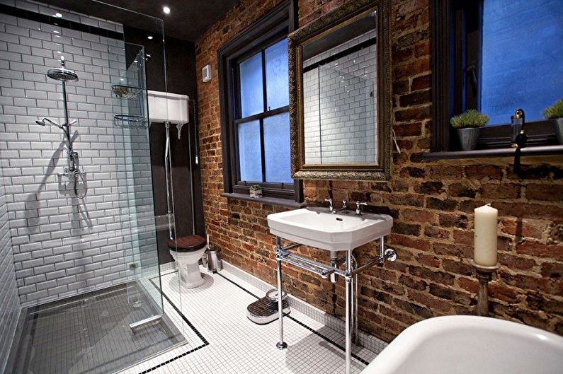 Vonios kambarys 6 kv.m. palėpės stiliumi - interjero dizainas