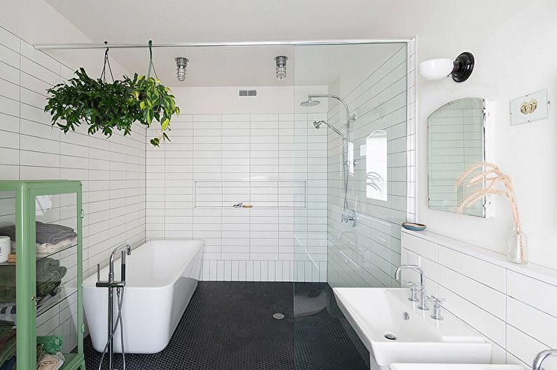 Diseño interior de un baño de 6 m2. - Foto