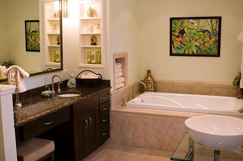 Design de interiores de uma casa de banho de 6 m2. - Foto