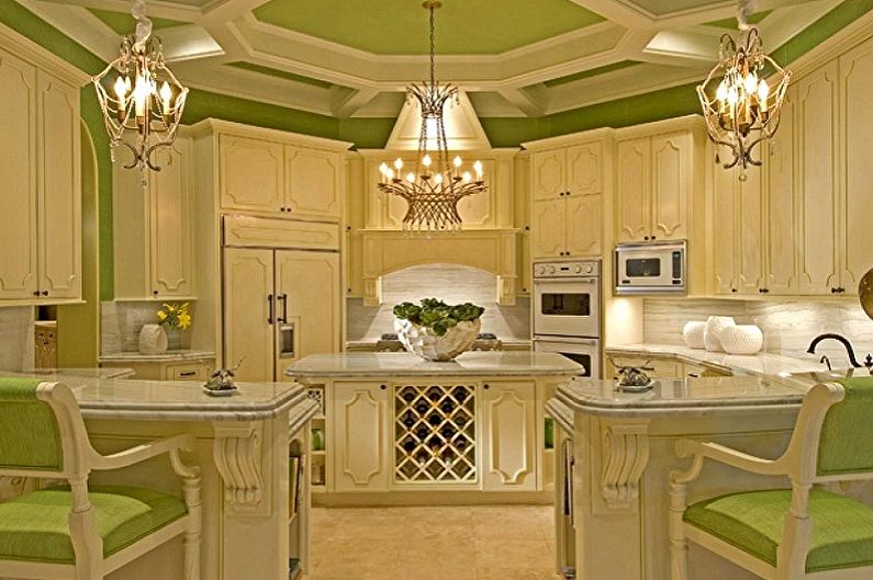Balta-zaļa virtuve klasiskā stilā - Interjera dizains