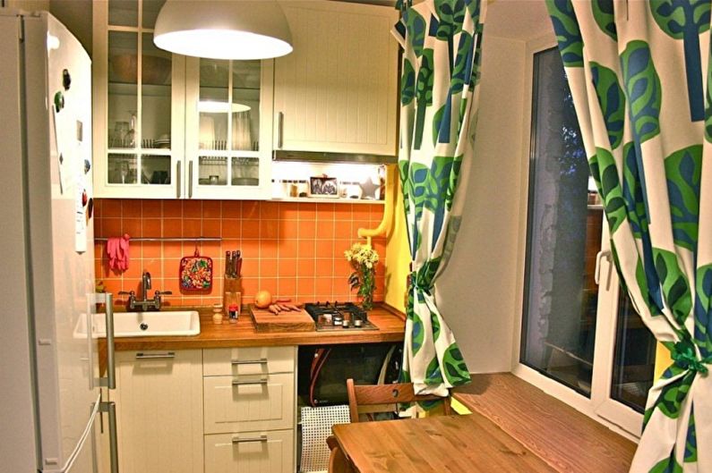 Innenausstattung der Küche 4 qm - Foto