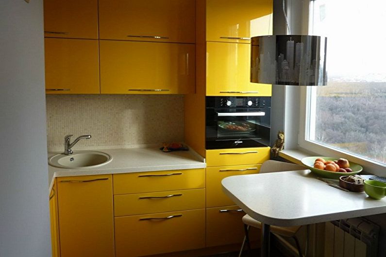 Diseño de interiores de cocina 4 m2. - Foto