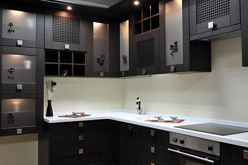 Bucătărie în stil negru japonez - design interior