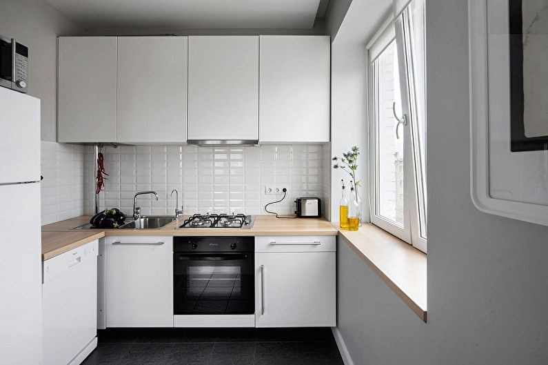 ห้องครัวขนาดเล็กในรูปแบบของความเรียบง่าย - การออกแบบตกแต่งภายใน